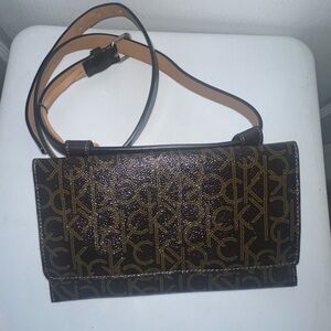 Calvin Klein Unisex Black Synthetic Material Fanny Pack/Belt Bag Great Condition